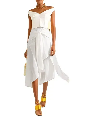 https://images.styletyx.com/images/ivory-crepe-maxi-skirts-petar-petrov-1645392_4.webp