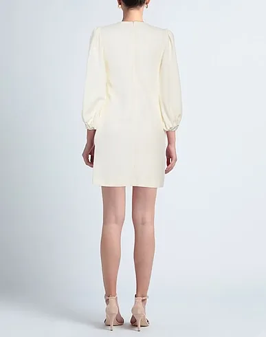 https://images.styletyx.com/images/ivory-crepe-short-dress-victoria-victoria-beckham-1224514813_3.webp