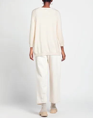 https://images.styletyx.com/images/ivory-knitted-cashmere-blend-be-you-by-geraldine-alasio-2834338_3.webp