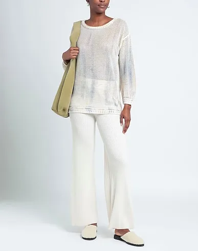 https://images.styletyx.com/images/ivory-knitted-cashmere-blend-lamberto-losani-3195798_2.webp