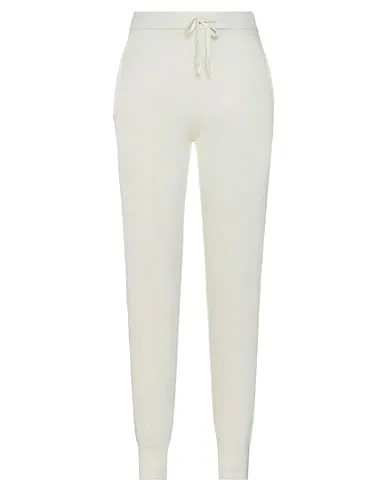https://images.styletyx.com/images/ivory-knitted-casual-pants-n-o-w-andrea-rosati-cashmere-307179_1.webp