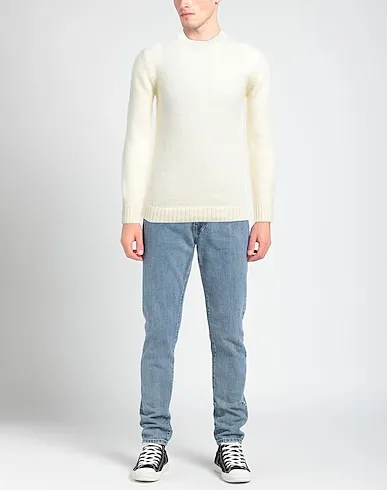 https://images.styletyx.com/images/ivory-knitted-sweater-ant-werp-13392485_2.webp