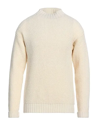 https://images.styletyx.com/images/ivory-knitted-turtleneck-molo-eleven-67573292_1.webp