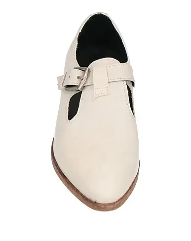 https://images.styletyx.com/images/ivory-leather-loafers-sangue-3273686_4.webp