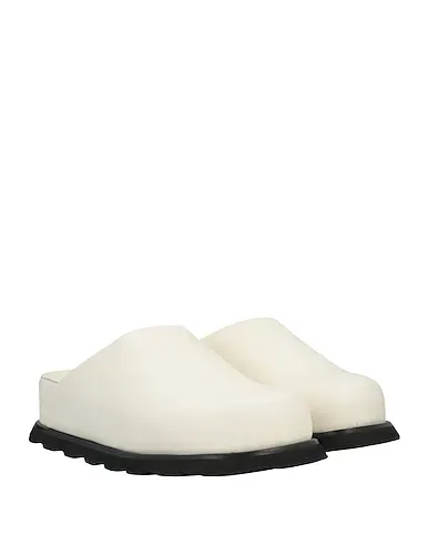 https://images.styletyx.com/images/ivory-leather-mules-and-clogs-proenza-schouler-3298244_2.webp