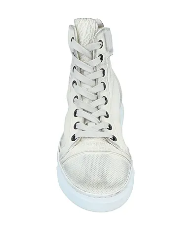 https://images.styletyx.com/images/ivory-leather-sneakers-masnada-2378707_4.webp