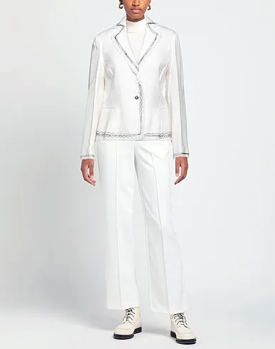 https://images.styletyx.com/images/ivory-plain-weave-blazer-m-missoni-615268303_2.webp