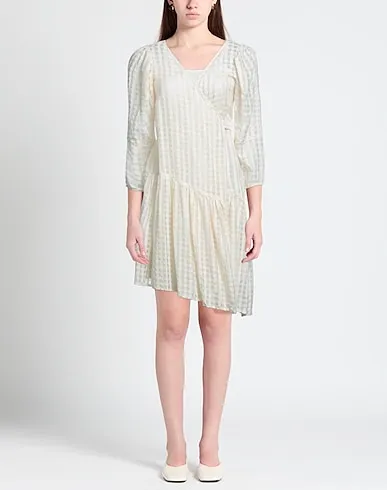 https://images.styletyx.com/images/ivory-plain-weave-short-dress-attic-and-barn-13015025_2.webp