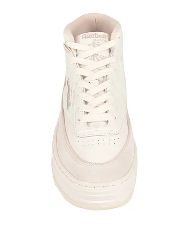 https://images.styletyx.com/images/ivory-sneakers-club-c-geo-mid-reebok-2910650_4.webp