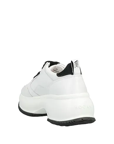 https://images.styletyx.com/images/ivory-sneakers-hogan-3258213_3.webp