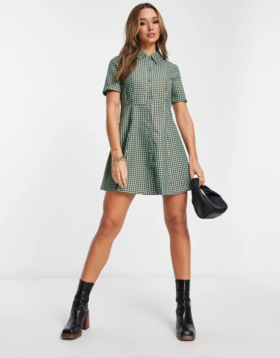https://images.styletyx.com/images/jacquard-shirt-mini-dress-in-green-and-brown-plaid-vila-3239374_4.webp