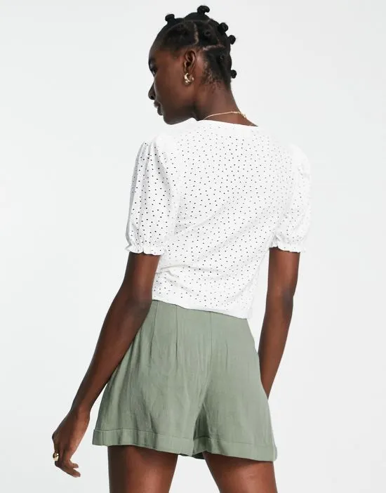 https://images.styletyx.com/images/jersey-eyelet-shirt-in-white-white-vila-2477754_2.webp