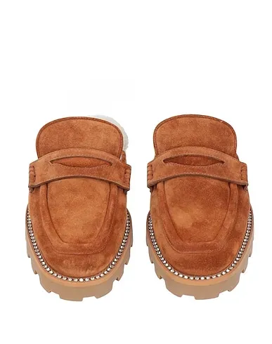 https://images.styletyx.com/images/jimmy-choo-camel-women-s-mules-and-clogs-jimmy-choo-2630782_4.webp