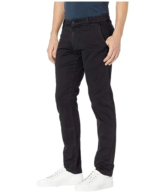 https://images.styletyx.com/images/johnny-regular-rise-slim-chino-in-black-sateen-mavi-jeans-2634532_2.webp
