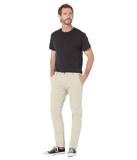 https://images.styletyx.com/images/johnny-slim-chino-mavi-jeans-2471634_4.webp