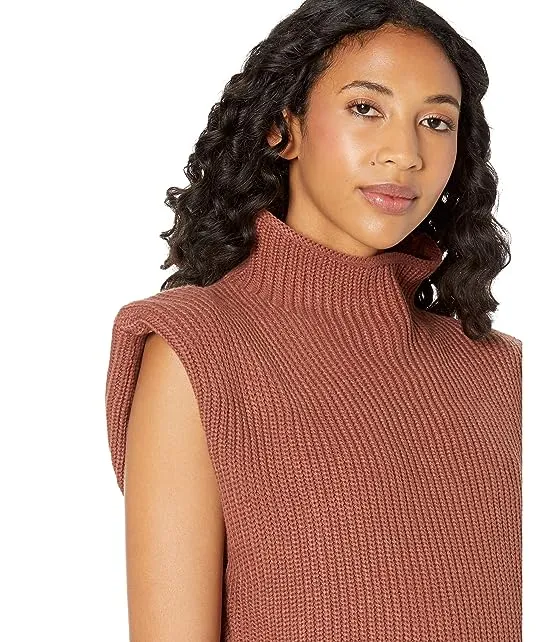 https://images.styletyx.com/images/karalie-knit-top-en-saison-13334370_3.webp