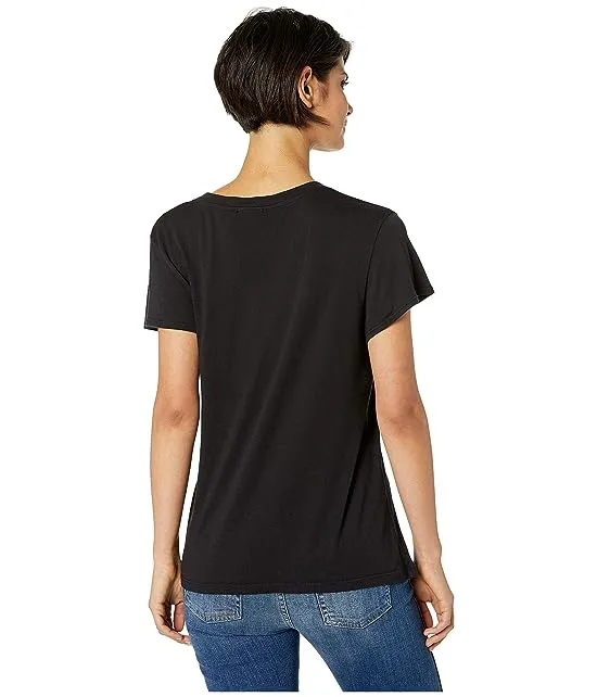 https://images.styletyx.com/images/kate-short-sleeve-modal-jersey-v-neck-tee-splendid-1992403_3.webp