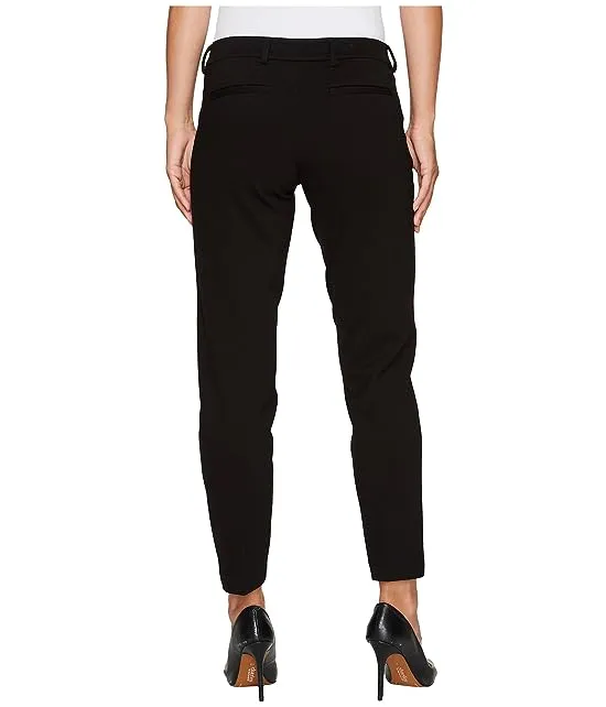 https://images.styletyx.com/images/kelsey-slim-leg-trousers-in-super-stretch-ponte-knit-liverpool-1916367_3.webp
