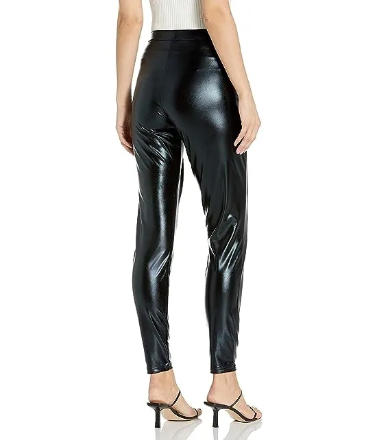 https://images.styletyx.com/images/kendall-kylie-women-s-phone-pocket-metallic-leggings-kendall-kylie-2818246_2.webp