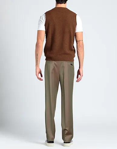 https://images.styletyx.com/images/khaki-cool-wool-casual-pants-fear-of-god-1350409913_3.webp