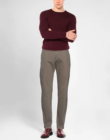 https://images.styletyx.com/images/khaki-cotton-twill-casual-pants-luca-bertelli-1005797961_2.webp