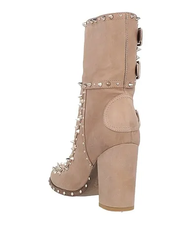 https://images.styletyx.com/images/khaki-leather-ankle-boot-laurence-dacade-1003843089_3.webp
