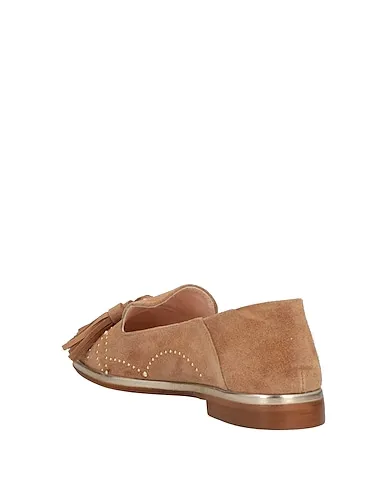 https://images.styletyx.com/images/khaki-leather-loafers-marian-12920257_3.webp