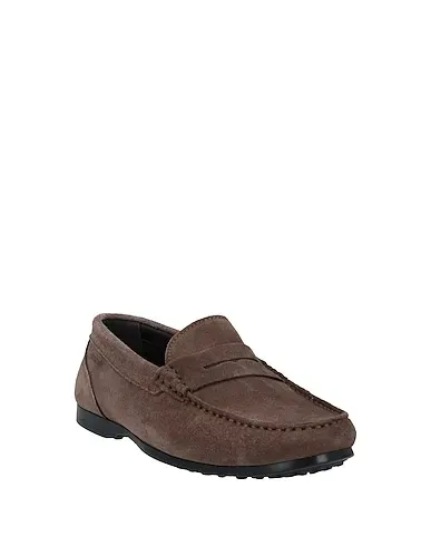 https://images.styletyx.com/images/khaki-leather-loafers-sebago-1225191354_2.webp