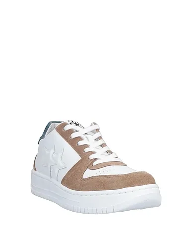 https://images.styletyx.com/images/khaki-leather-sneakers-2star-13118534_2.webp
