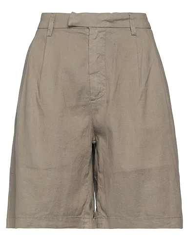 https://images.styletyx.com/images/khaki-plain-weave-shorts-bermuda-reign-1005268452_1.webp