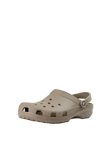 https://images.styletyx.com/images/khaki-sandals-crocs-13384225_2.webp