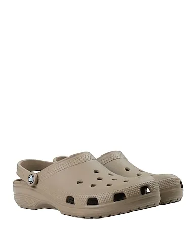 https://images.styletyx.com/images/khaki-sandals-crocs-13384225_4.webp