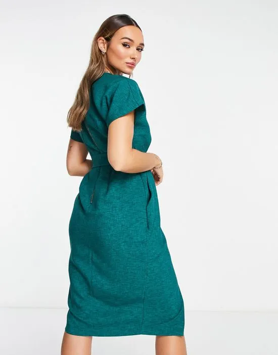 https://images.styletyx.com/images/kimono-wrap-dress-in-emerald-closet-london-3315827_2.webp