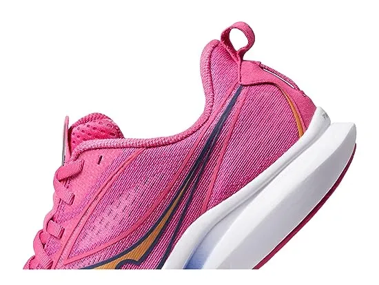 https://images.styletyx.com/images/kinvara-13-saucony-3076900_5.webp