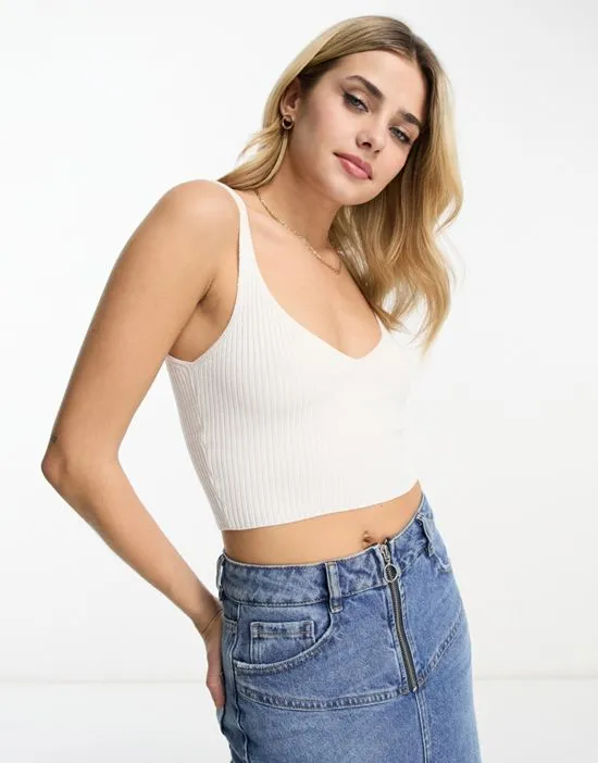 https://images.styletyx.com/images/knitted-crop-top-in-ecru-pull-bear-17676729_1.webp