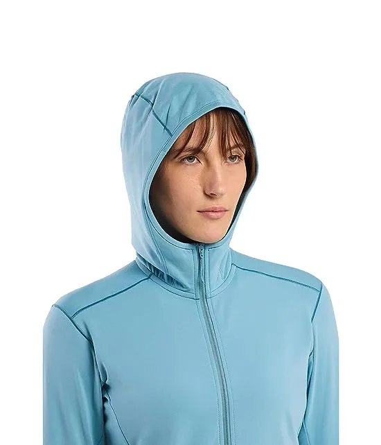https://images.styletyx.com/images/kyanite-lt-hoodie-arcteryx-13305115_3.webp