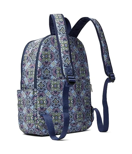 https://images.styletyx.com/images/larchmont-backpack-the-sak-2605658_2.webp