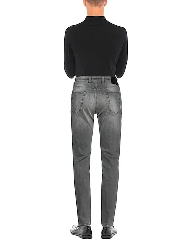 https://images.styletyx.com/images/lead-denim-denim-pants-pt-torino-1641762_3.webp