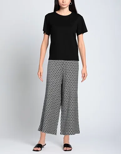https://images.styletyx.com/images/lead-jacquard-casual-pants-neirami-13438655_2.webp