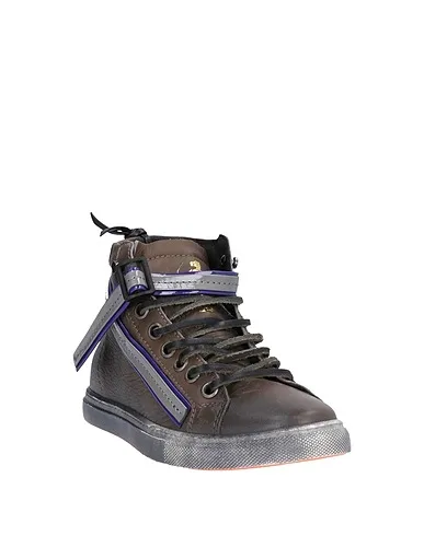 https://images.styletyx.com/images/lead-leather-sneakers-one-way-1053693_2.webp