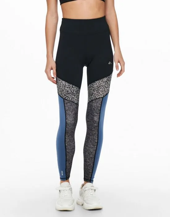 https://images.styletyx.com/images/leggings-with-printed-panels-in-black-part-of-a-set-only-play-1754552_1.webp