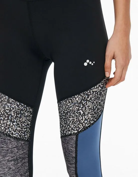https://images.styletyx.com/images/leggings-with-printed-panels-in-black-part-of-a-set-only-play-1754552_3.webp