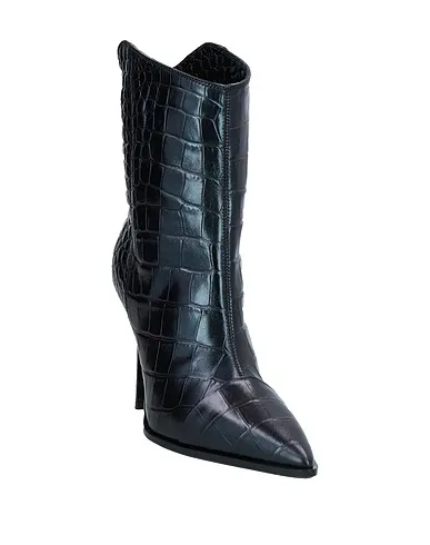 https://images.styletyx.com/images/lella-baldi-black-women-s-ankle-boot-lella-baldi-1634527_2.webp