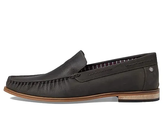 https://images.styletyx.com/images/lennox-penny-loafer-ben-sherman-13326907_4.webp