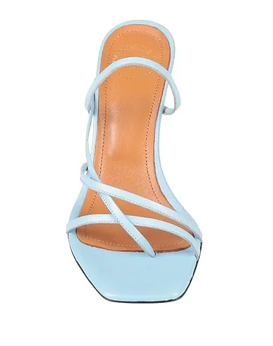 https://images.styletyx.com/images/light-blue-leather-flip-flops-atp-atelier-1225921835_4.webp