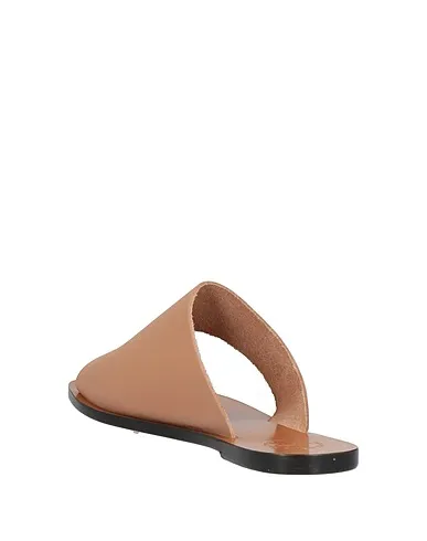 https://images.styletyx.com/images/light-brown-leather-flip-flops-atp-atelier-1225514728_3.webp