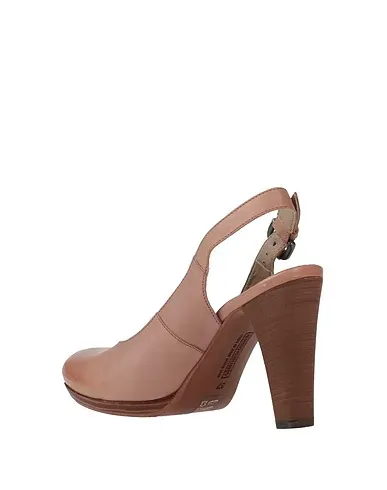 https://images.styletyx.com/images/light-brown-leather-pump-alberto-fermani-1004558687_3.webp