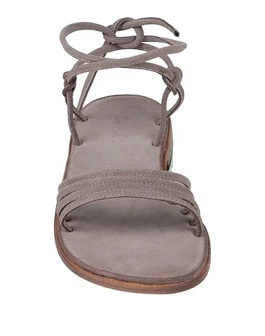 https://images.styletyx.com/images/light-brown-leather-sandals-preventi-864930_4.webp
