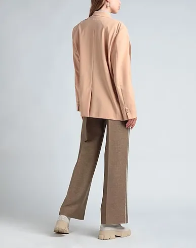 https://images.styletyx.com/images/light-brown-plain-weave-blazer-maison-margiela-506088515_4.webp