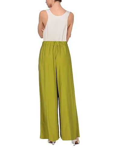 https://images.styletyx.com/images/light-green-crepe-casual-pants-pierantonio-gaspari-244185_3.webp